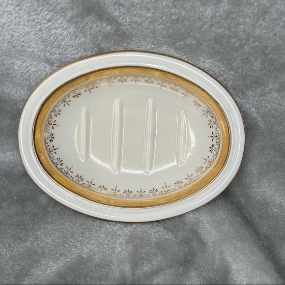 Antique Villeroy & Boch Wash Stand Set Pitcher, Basin and Soap Tray Ivory Gold - Picture 12 of 16